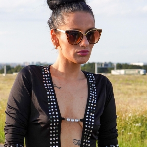 Kiki R