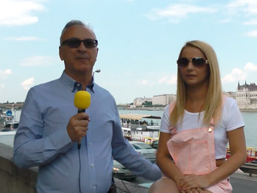 Tour Guide Sex Kitten!